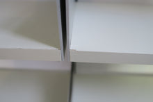 Load image into Gallery viewer, Wall shelf system 606 by Dieter Rams Vitsoe