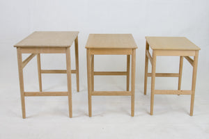 Oak nesting tables AT-40 by Hans J. Wegner for Andreas Tuck