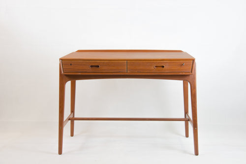 Freistehender Teak Schreibtisch von Svend Aage Madsen für Sigurd Hansen, 1958