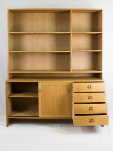 Eichenholz Schrank von Hans J. Wegner für Ry Mobler, 1960er