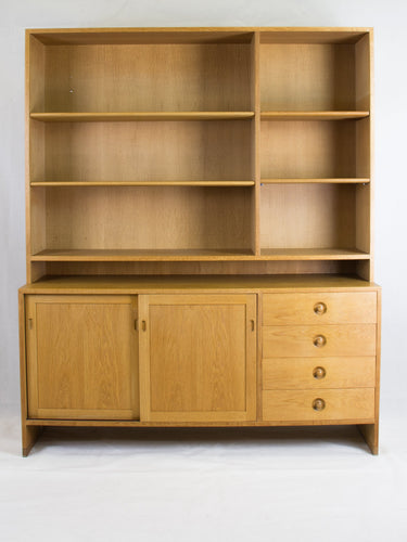 Eichenholz Schrank von Hans J. Wegner für Ry Mobler, 1960er