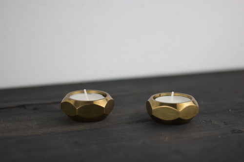 Mid-Century Kerzenständer aus Messing von Pierre Forsell für Skultuna, 2er Set