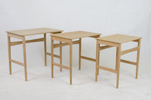 Load image into Gallery viewer, Oak nesting tables AT-40 by Hans J. Wegner for Andreas Tuck