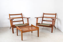 Load image into Gallery viewer, Set of 2 armchairs model 290 by Hans J. Wegner for Getama