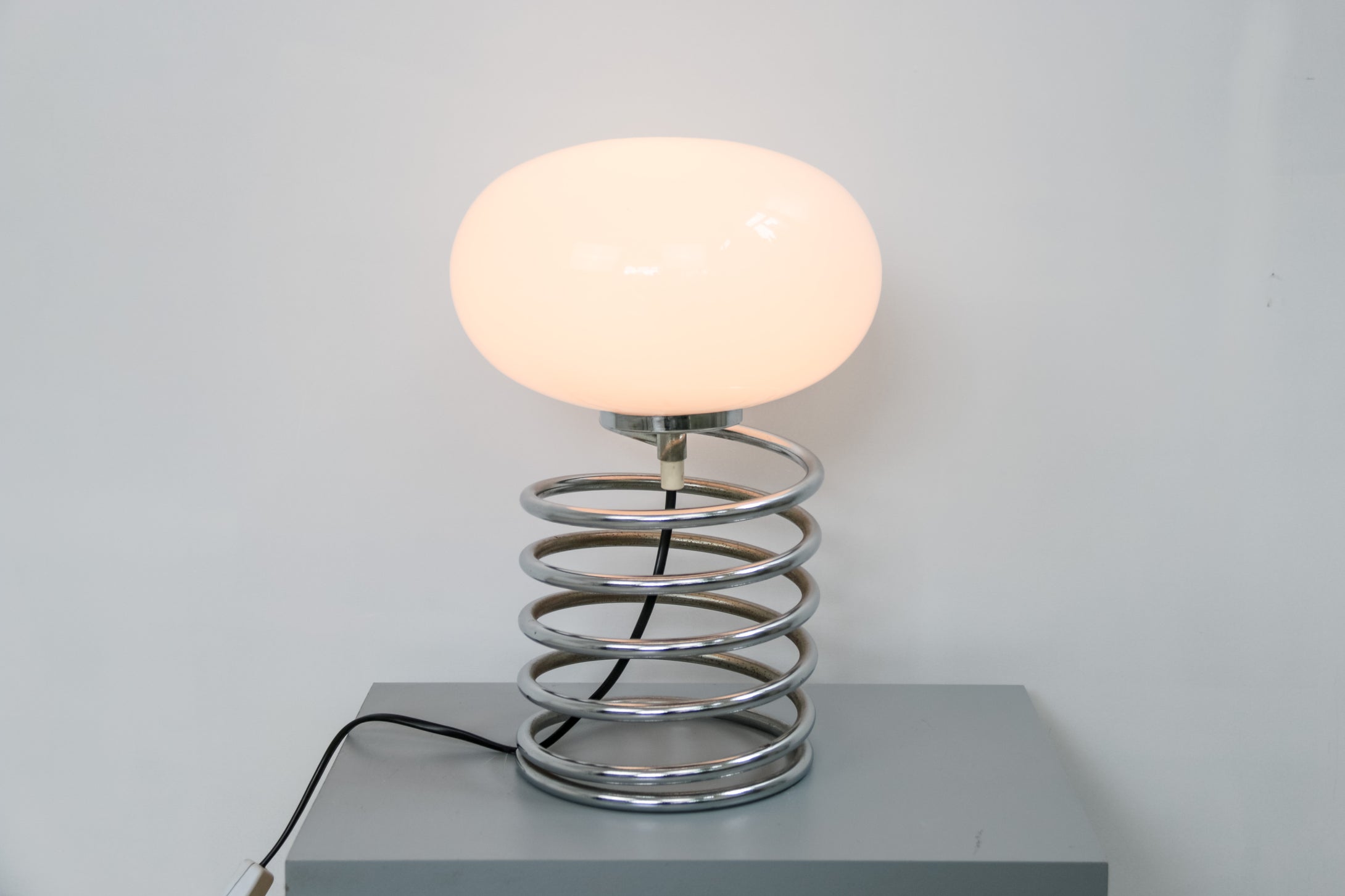 Spiral lamp with white glass shade by Honsel